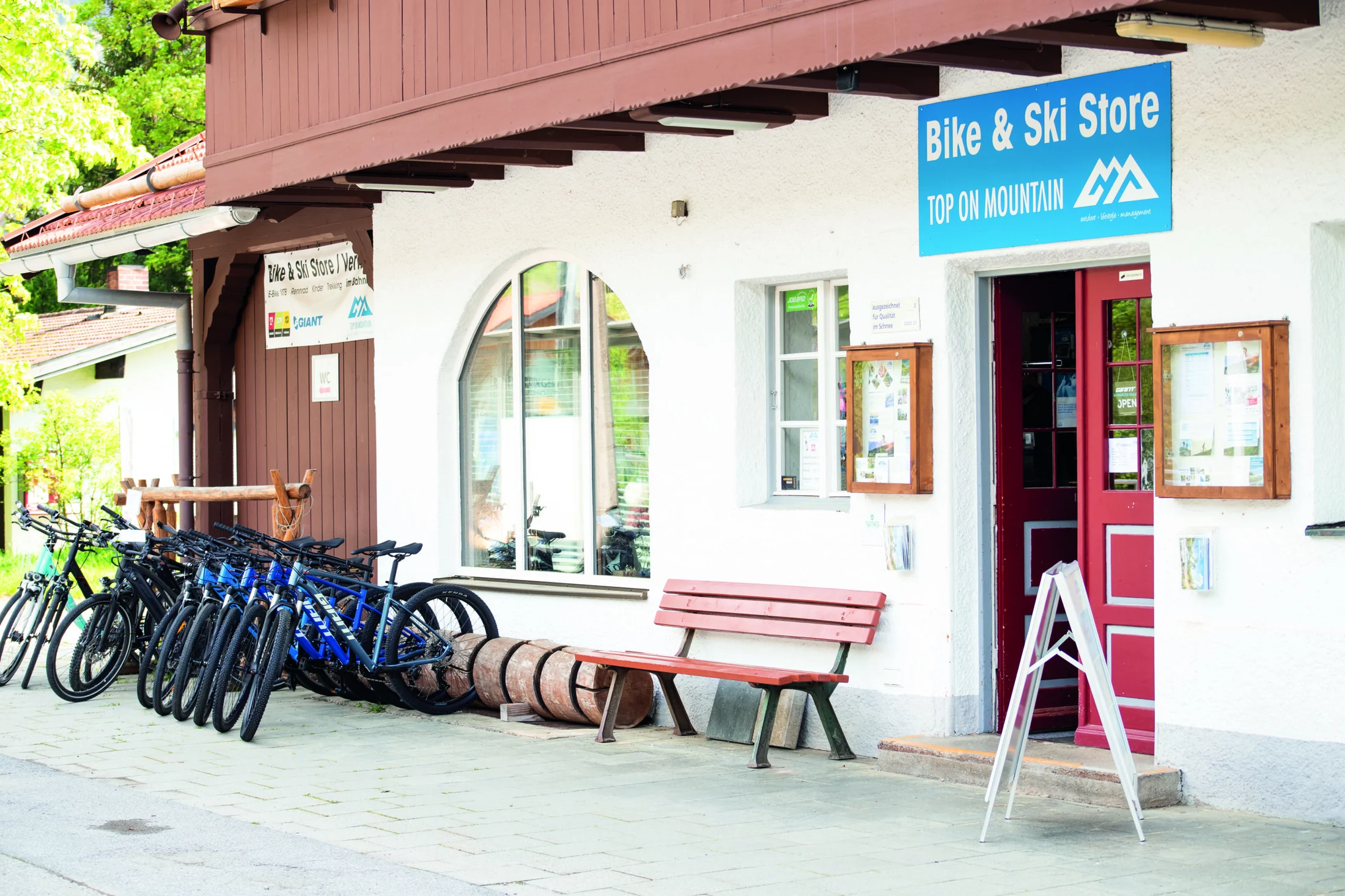 Top on Mountain, Bike Store