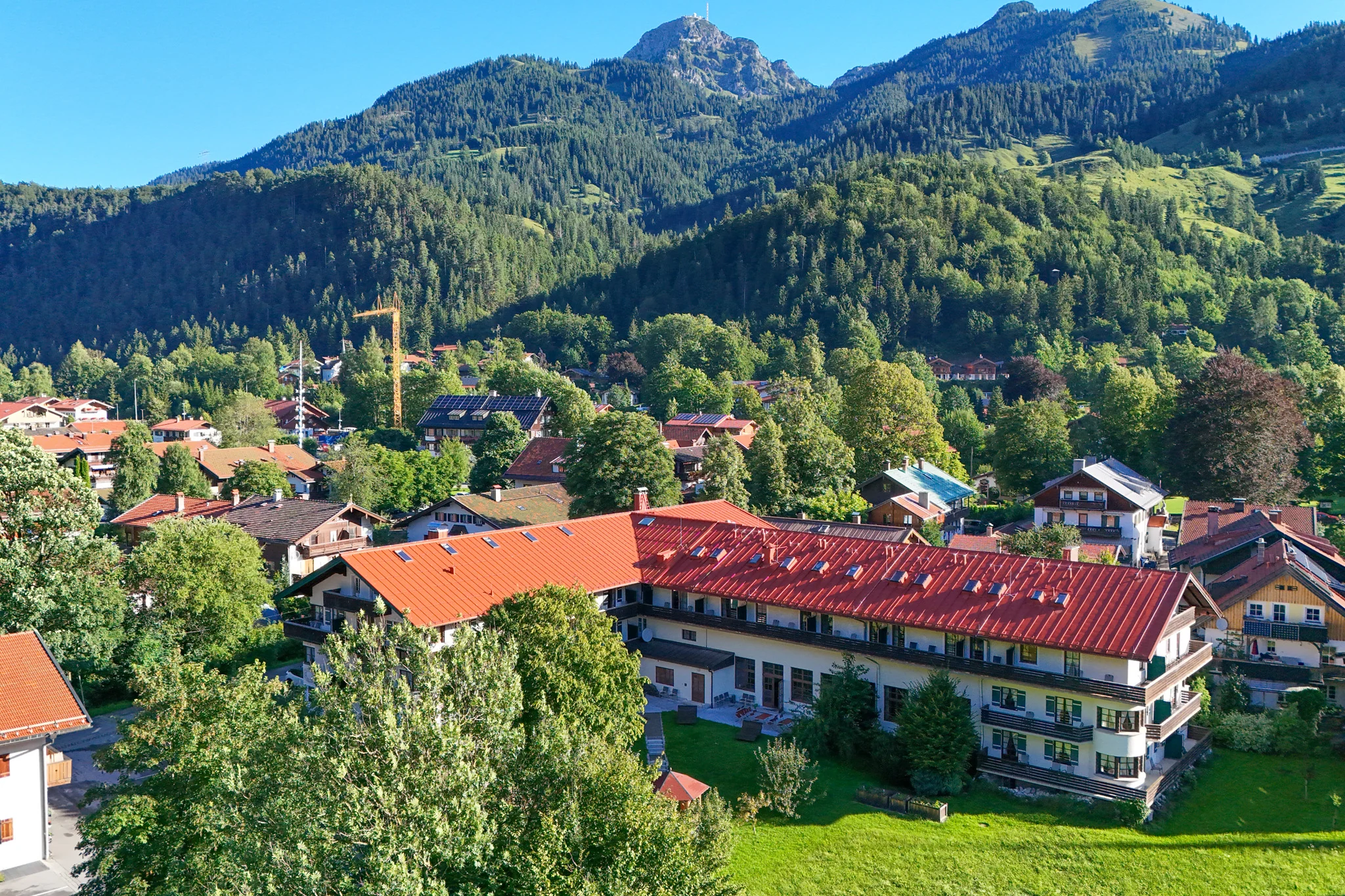Vom Kloster ins Hotel: Pater Lukas Wirth zwischen Scheyern und Bayrischzell