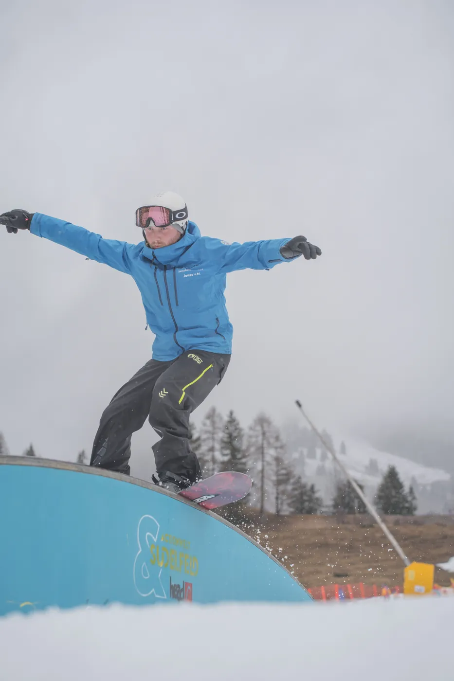 Snowboard