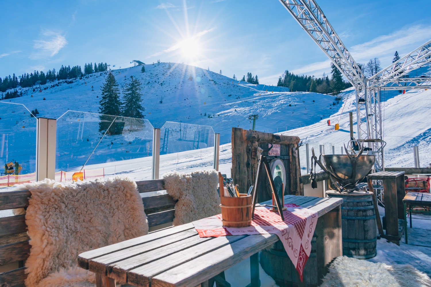 Sonnenterrasse der Schindlberger Alm